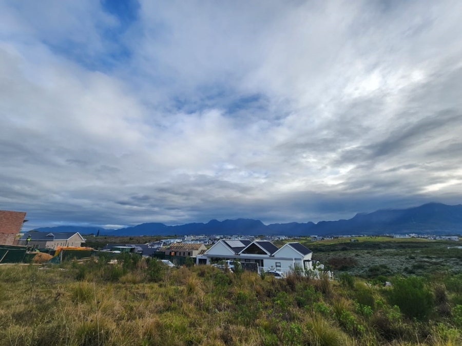 0 Bedroom Property for Sale in Kingswood Golf Estate Western Cape